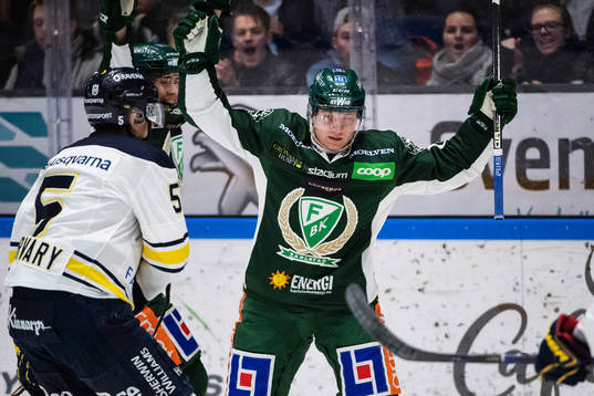 Färjestads Marcus Nilsson jublar