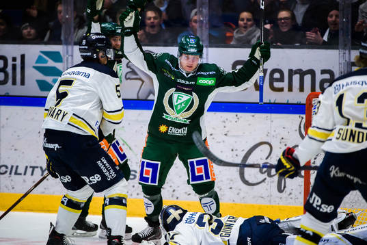 Färjestads Marcus Nilsson jublar