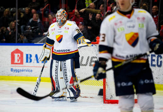 Djurgårdens målvakt Robin Jensen deppar