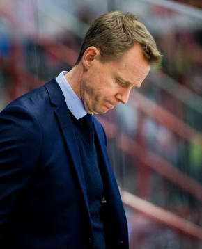 Djurgårdens tränare Robert Ohlsson deppar
