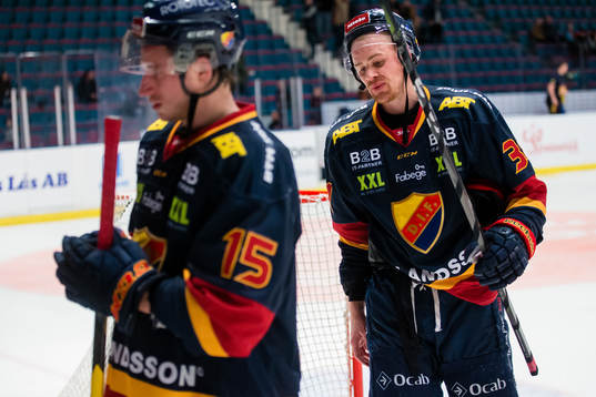 Djurgårdens Jakob Lilja (v) och Daniel Brodin (h) deppar