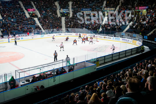 Generell vy över Hovets Isstadion