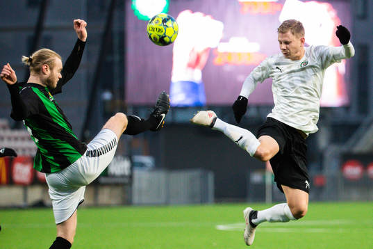 GAIS Alexander Angelin och Örebros Johan Bertilsson