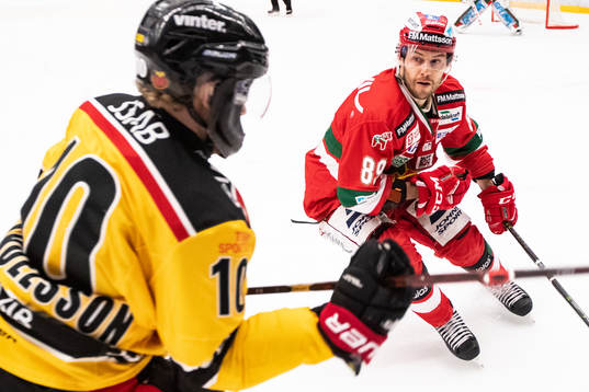 Moras Ryan Johnston och Luleås Einar Emanuelsson