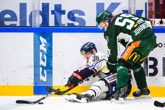 Linköpings Johan Södergran och Färjestads Linus Johansson