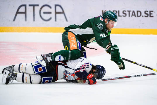 Färjestads Ilari Melart och Linköpings Joe Whitney