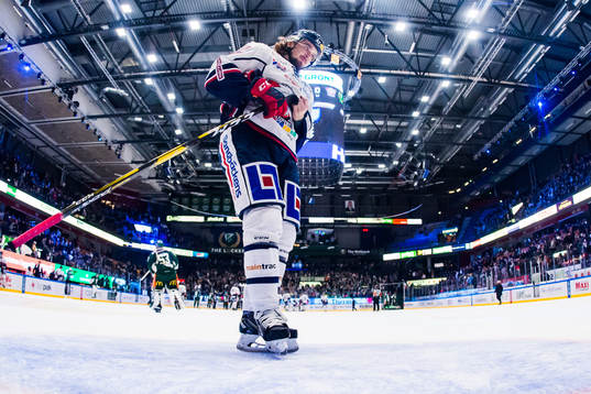 Linköpings Adam Brodecki deppar