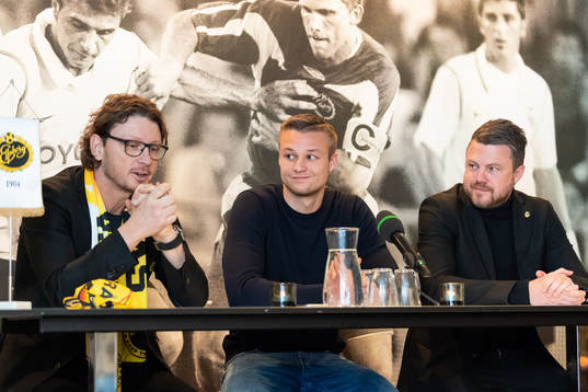 klubbchef Stefan Andreasson, Stian Rode Gregersen och