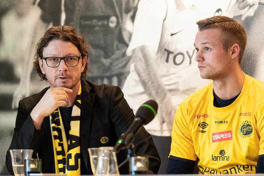 Klubbchef Stefan Andreasson och Stian Rode Gregersen