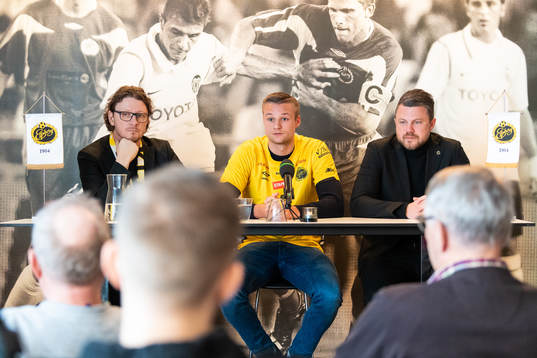 Klubbchef Stefan Andreasson, Stian Rode Gregersen och