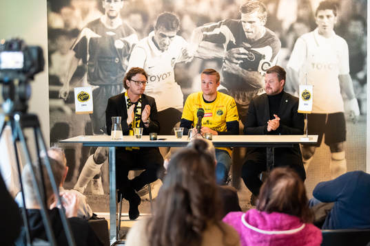 Klubbchef Stefan Andreasson, Stian Rode Gregersen och