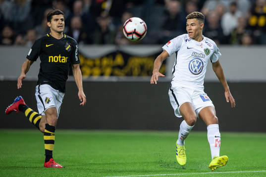 s Tarik Elyounoussi och Jönköpings Alexander Jallow