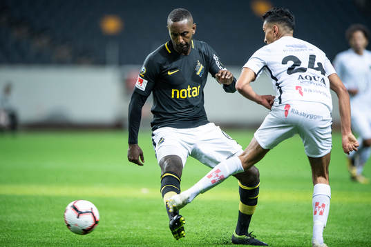 s Henok Goitom och Jönköpings Amir Al-Ammari