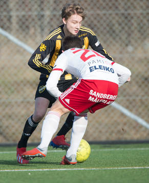 IFK Hässleholms Lucas Johnsson i träningsmatchen mellan