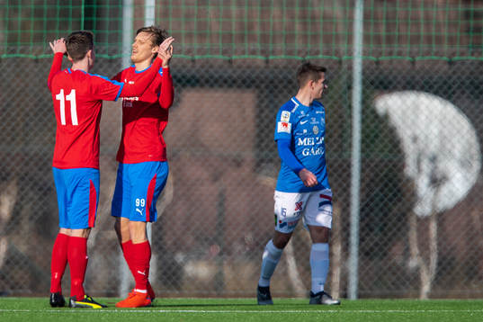 Helsingborgs Adam Eriksson och Andri Bjarnason jublar