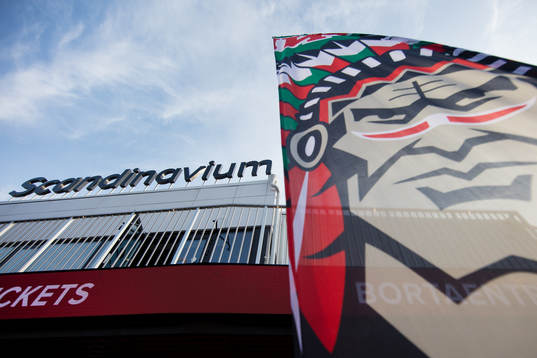 Scandianavium exteriört innan ishockeymatchen i SHL mellan