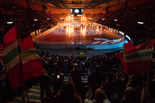 Frölunda gör entré