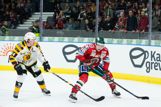 Skellefteås Jonathan Pudas och Frölundas Oliwer