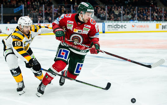 Skellefteås Joakim Lindström och Frölundas Viktor Ekbom