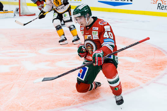 Frölundas Joel Mustonen jublar