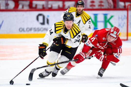 Brynäs Nicklas Danielsson och Timrås Henrik Törnqvist
