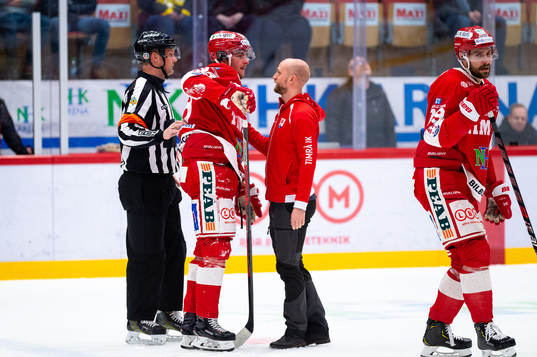 Timrås Jacob Olofsson har ont