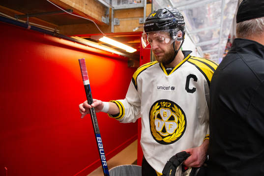 Brynäs Jacob Blomqvist deppar