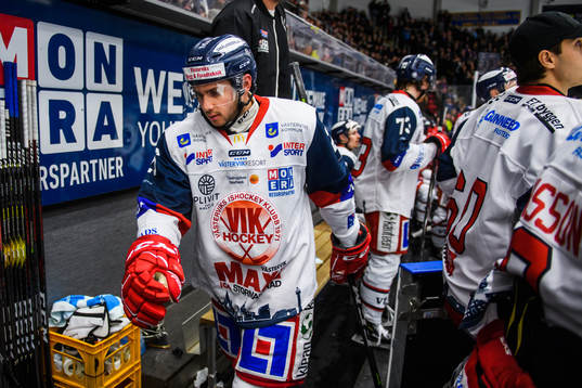 Västerviks Darren Nowick deppar