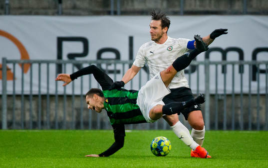 Örebros Nordin Gerzic och GAIS Predrag Randjelovic