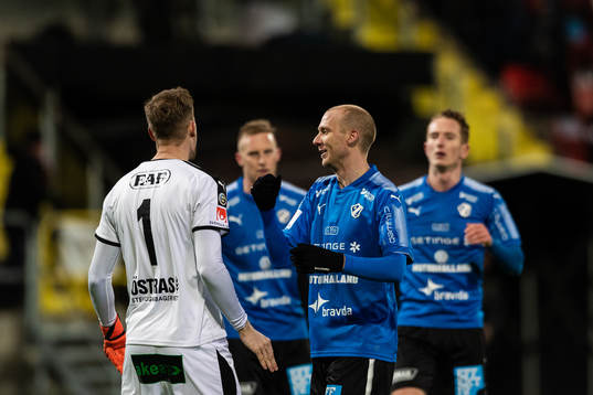 Halmstads målvakt Malkolm Nilsson och Andreas JOhansson