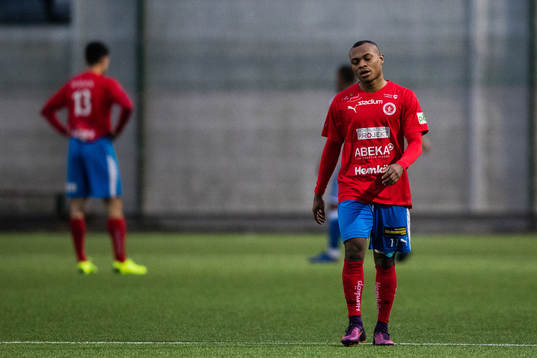 Nyköpings Enoch Adu deppar