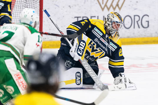 s målvakt Felix Sandström