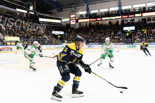 s Simon Önerud
