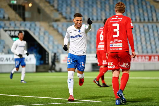 Norrköpings Jordan Larsson jublar