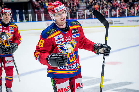 Malmö Redhawks Axel Wemmenborn jublar