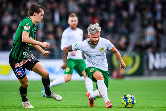 Varbergs Tobias Karlsson och Hammarbys Sander Svendsen