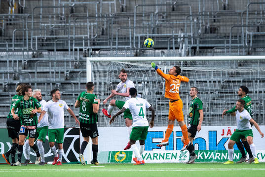 Hammarbys målvakt Davor Blazevic