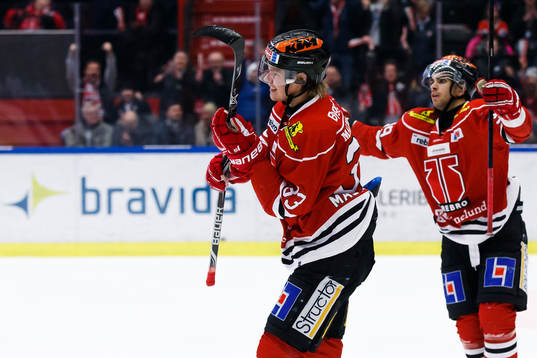 Örebros Christopher Mastomäki jublar