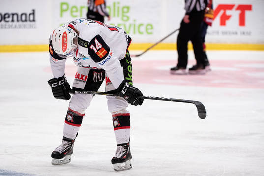 Malmö Redhawks Carl-Johan Lerby deppar