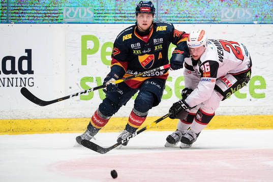 Djurgårdens Jesper Pettersson och Malmö Redhawks Axel
