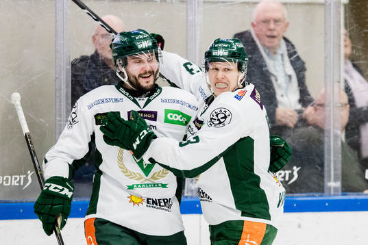 Färjestads Jesse Virtanen jublar