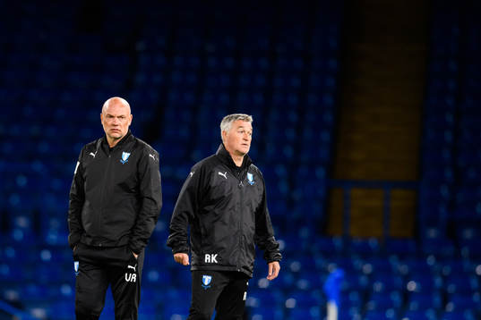 Uwe Rösler, head coach and Rob Kelly, assistant coach of