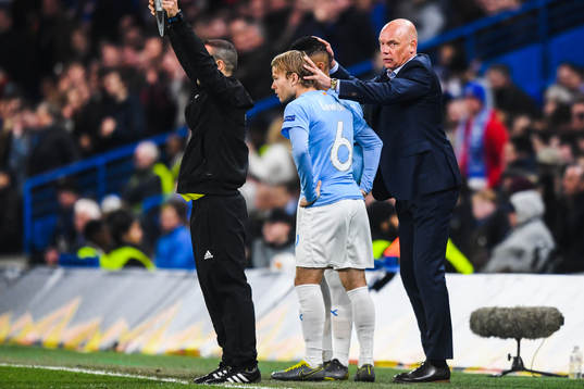 Oscar Lewicki of and Uwe Rösler, head coach of Malmö FF