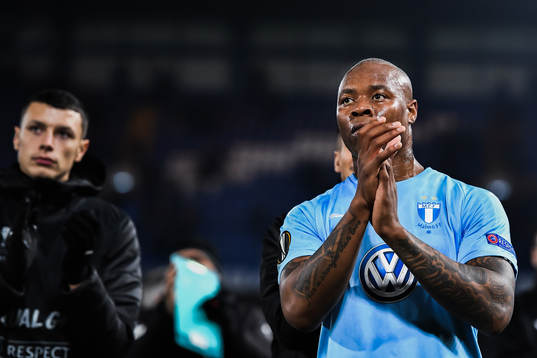 Carlos Strandberg of Malmö FF looks dejected