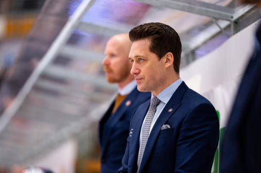 Växjös tränare Sam Hallam