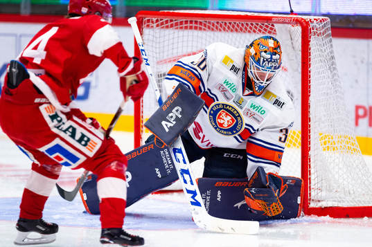 Växjös målvakt Viktor Fasth