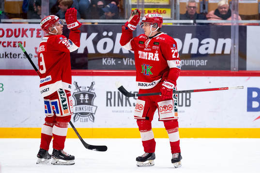 Timrås Johannes Kinnvall jublar