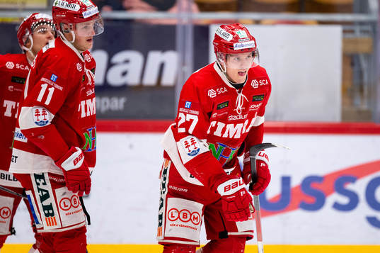 Timrås Johannes Kinnvall jublar