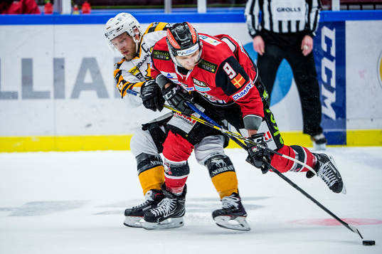 Skellefteås Oscar Möller och Malmö Redhawks Frederik