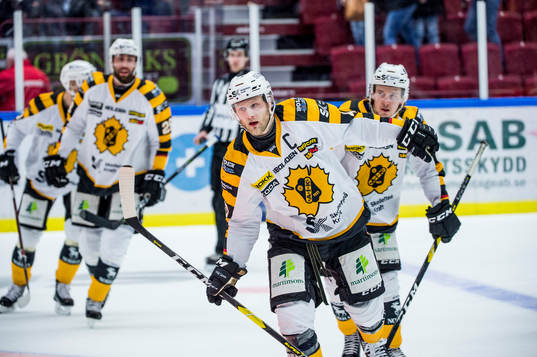 Skellefteås Oscar Möller jublar